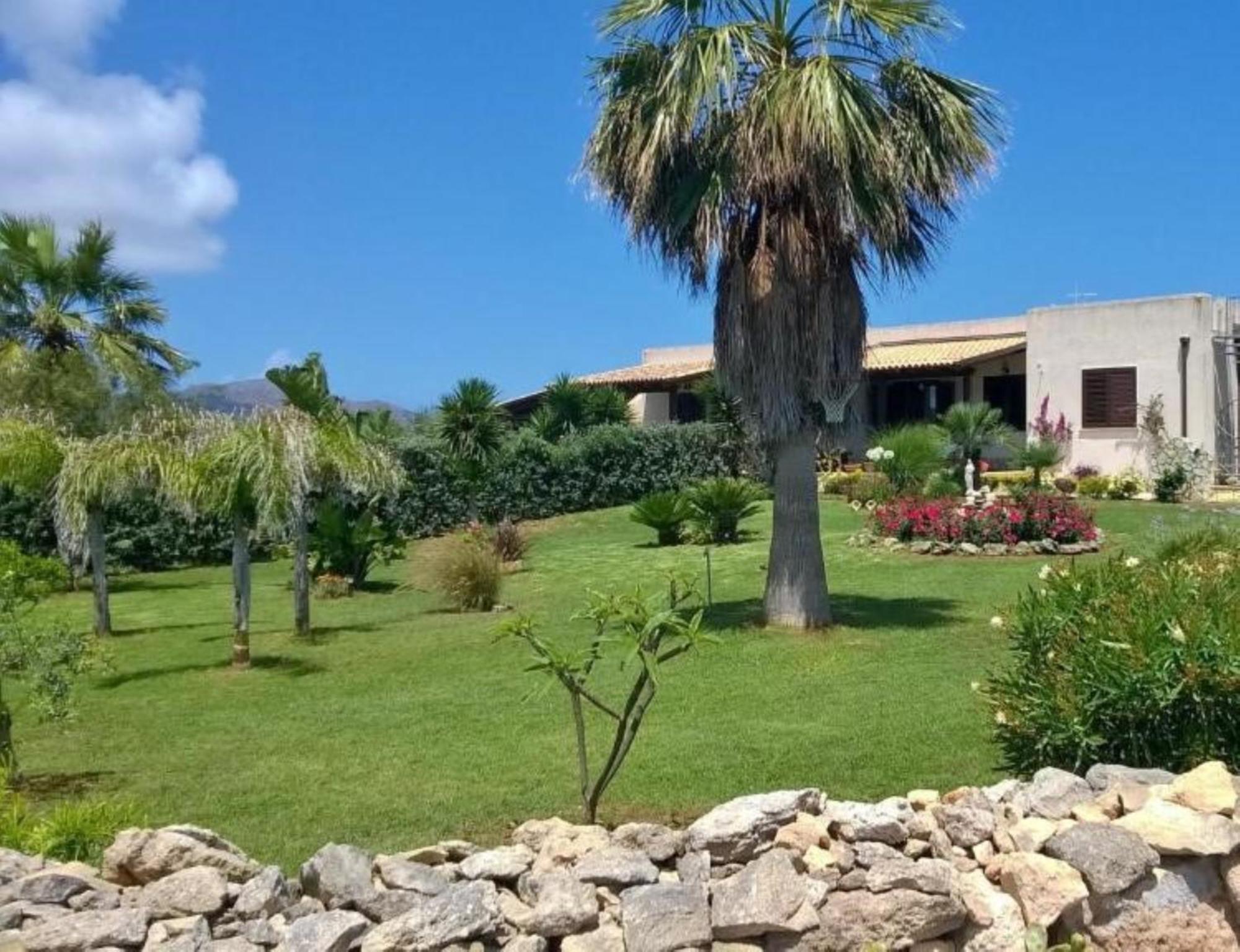 Villa Egusa 法维尼亚纳 外观 照片